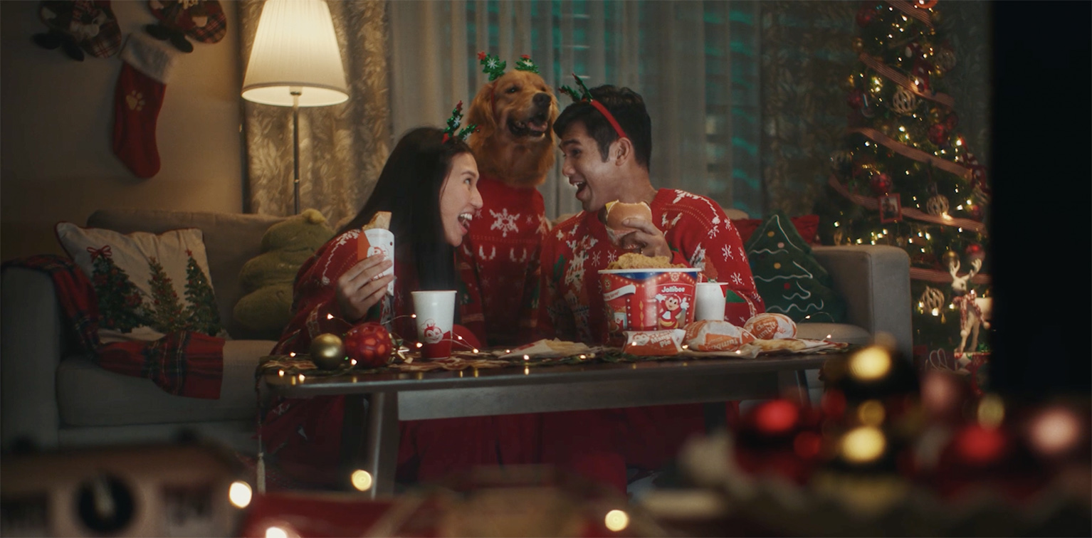 Jollibee celebrates modern family joy in new Christmas film ‘Buo ang Saya ng Pasko’